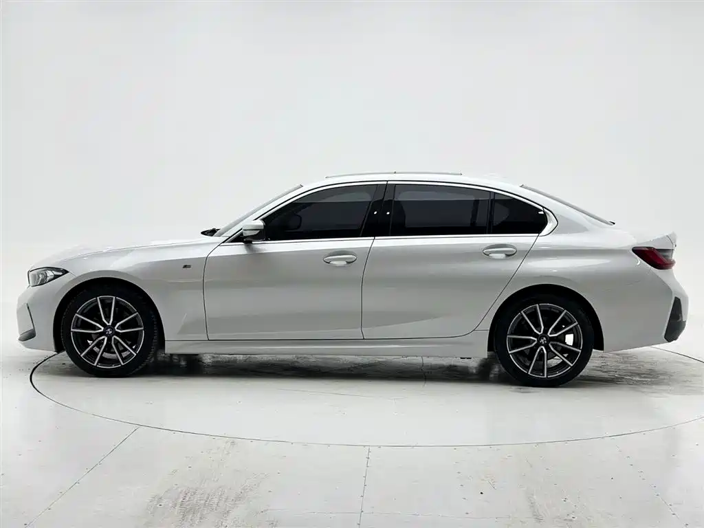 BMW 3 Series 2023 320Li M Sport Package фото 7