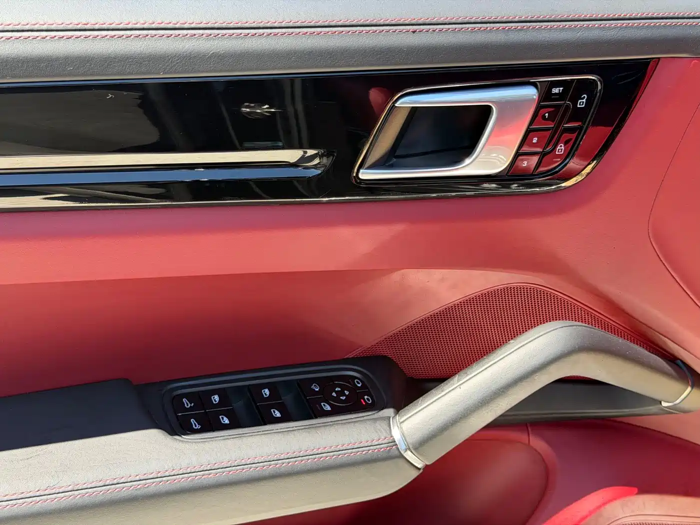 Porsche Cayenne 2019 Cayenne 3.0T фото 16