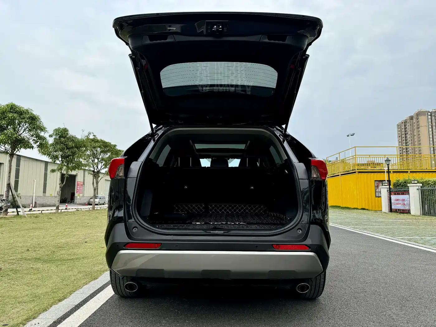 TOYOTA RAV4 RONGFANG