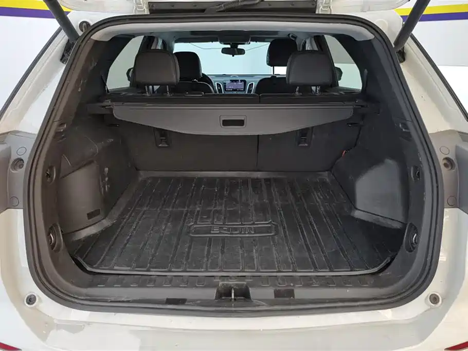 Chevrolet Equinox 2019 Redline 550T Auto 4WD Tuojie RS Edition (China VI) фото 4