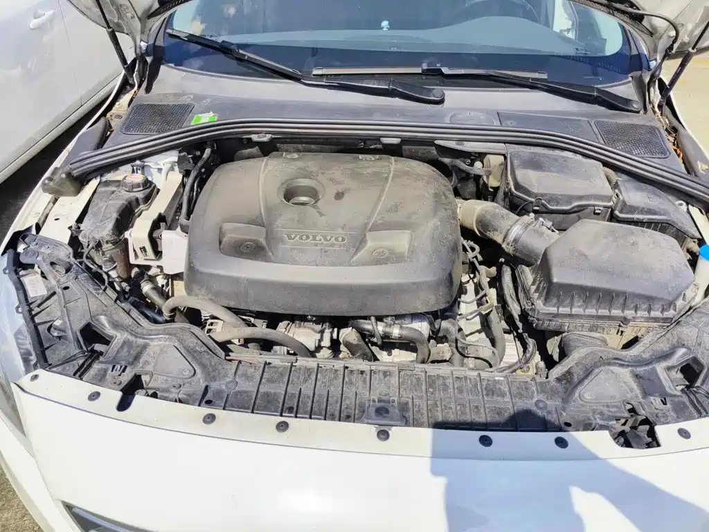 Фото 3 - Volvo S60