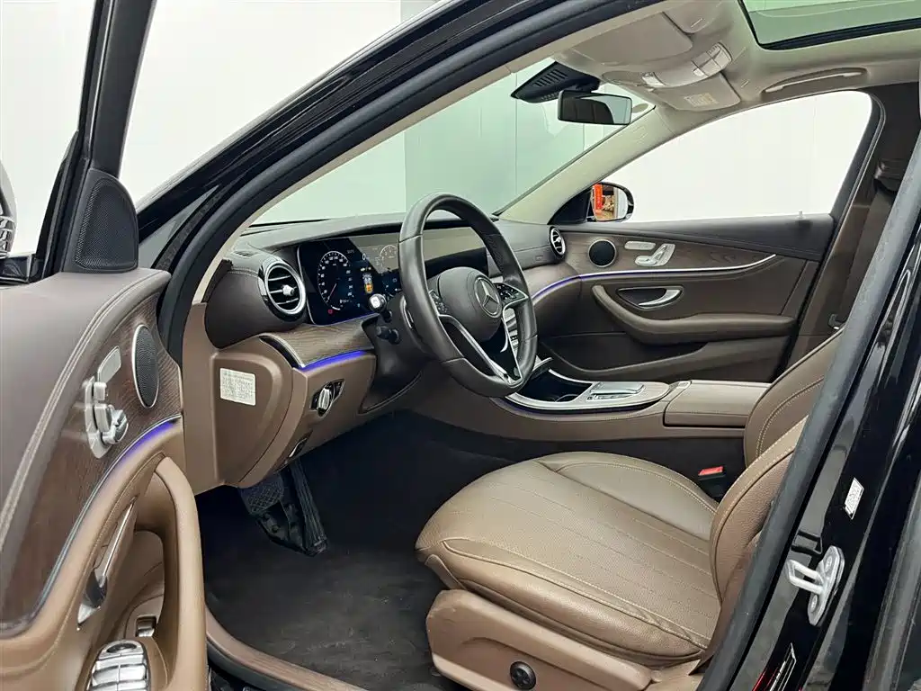 Mercedes-Benz E-Class New Energy 2023 E 350 e L Plug-in Hybrid Sedan фото 8