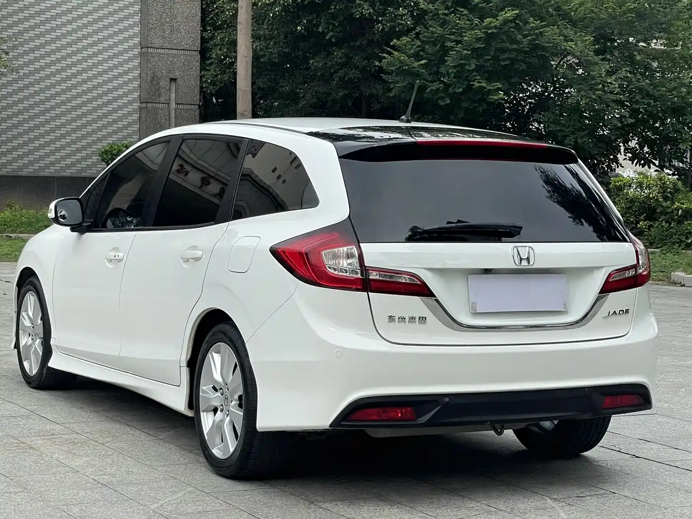 Honda Jade 2014 2013 1.8L Automatic Comfort Edition 5-seater