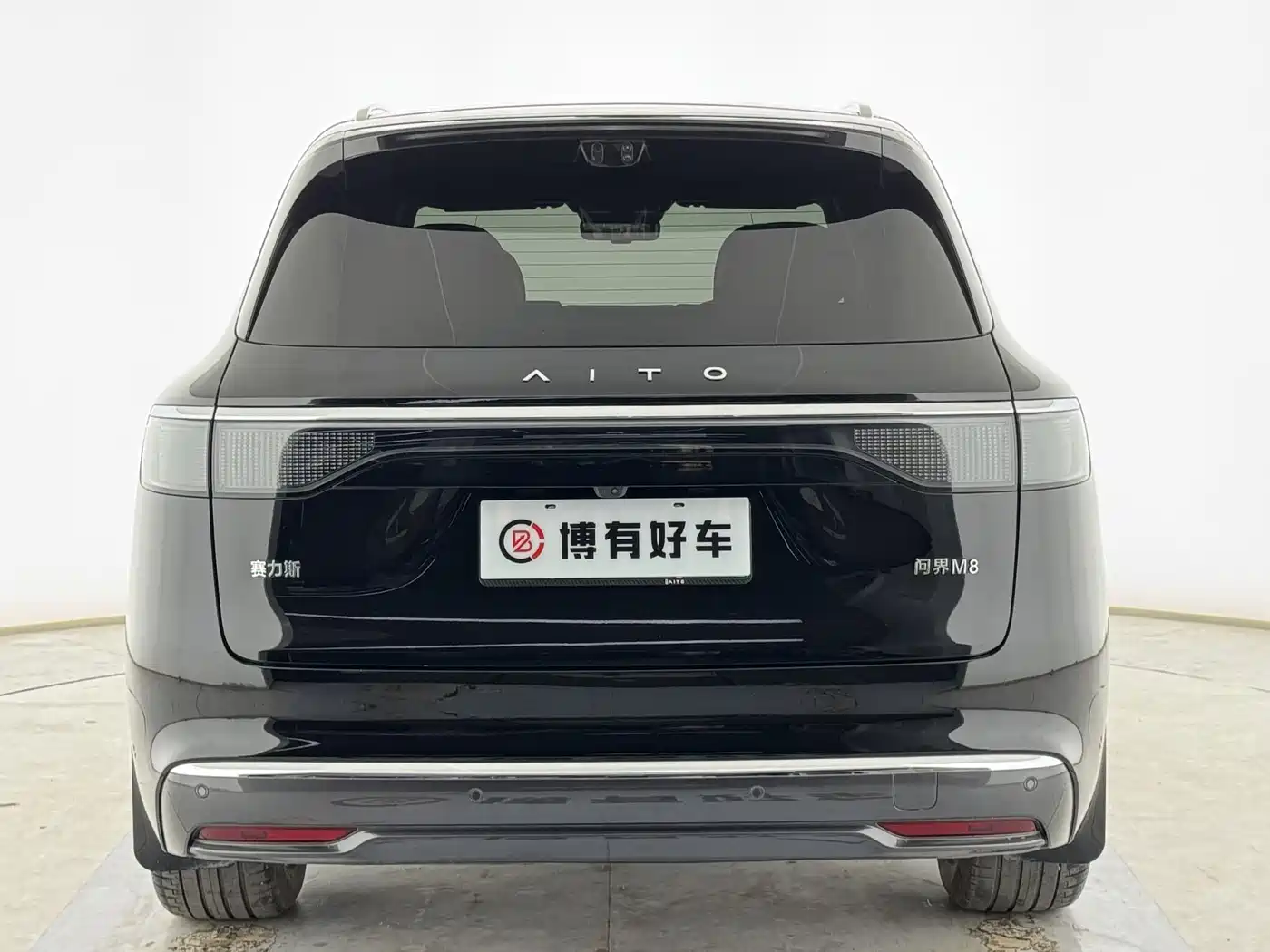 AITO Wenjie AITO M8 2025 Range Extender Max+ Edition 53.4kWh 5-seater фото 16