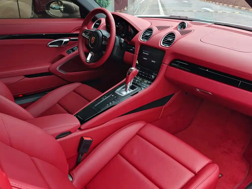 Porsche 718 2023 2022 Cayman T 2.0T