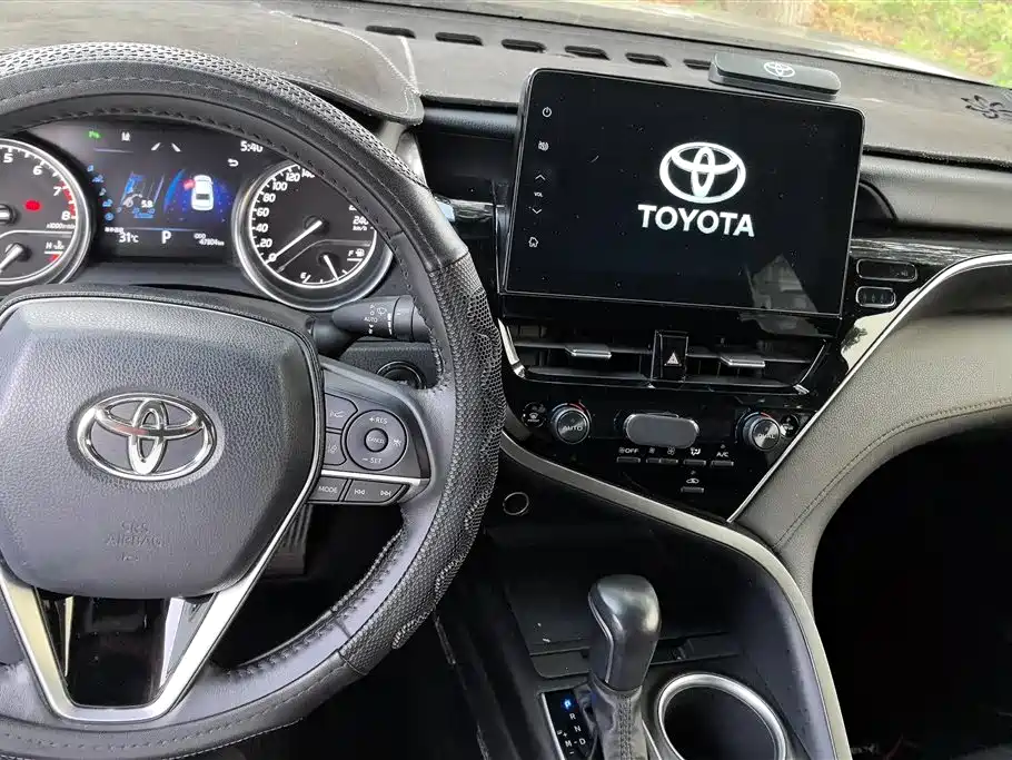 Toyota Camry 2021 2.0G Luxury Edition фото 12