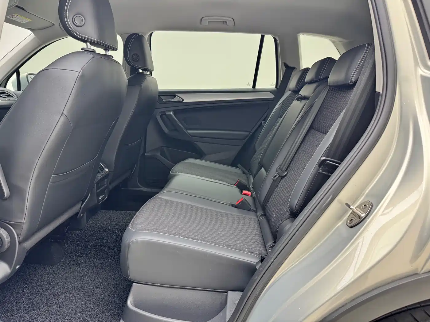 Volkswagen Tiguan L 2020 330TSI Auto 2WD Trend China VI фото 4