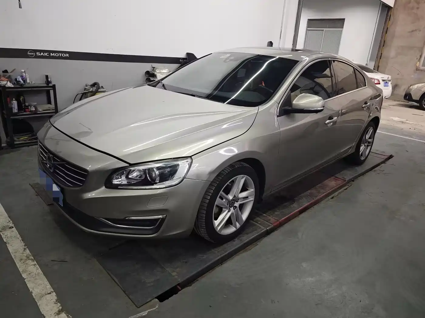 Volvo S60 (Import) 2013 2014 T5 Elegance Edition