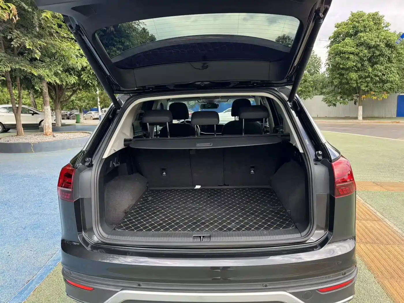 Volkswagen Tayron 2019 2019 380TSI 4WD Flagship China V