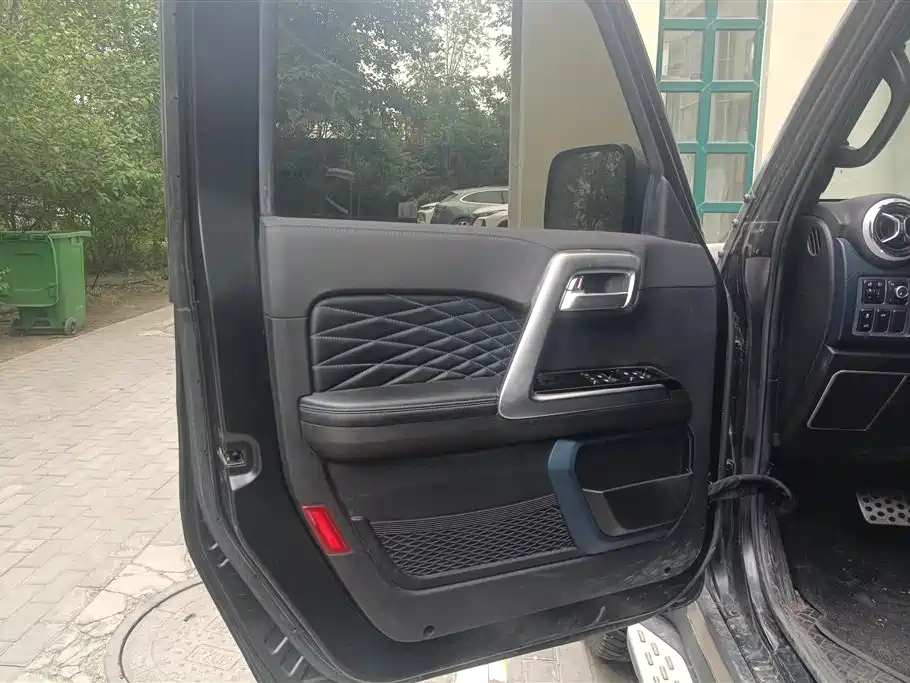 BAIC ORV Beijing Offroad BJ40 2023 2.0D Automatic 4WD Blade Hero Edition Knight Type фото 7