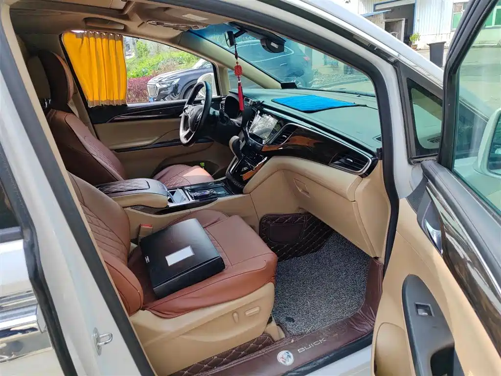 Buick GL8 2018 ES 28T Luxury Type China VI фото 20
