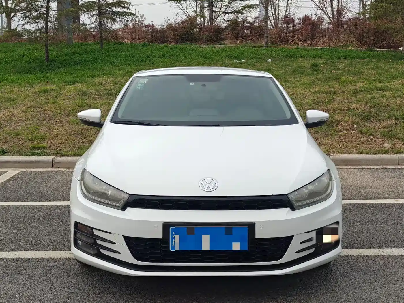 Volkswagen Scirocco 2015 1.4TSI Trend Edition фото 2