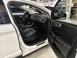 Фото 10 - Ford Edge