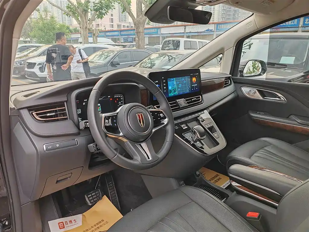 Hongqi HQ9 2023 2.0T Smart Connect Flag Smooth Edition фото 7