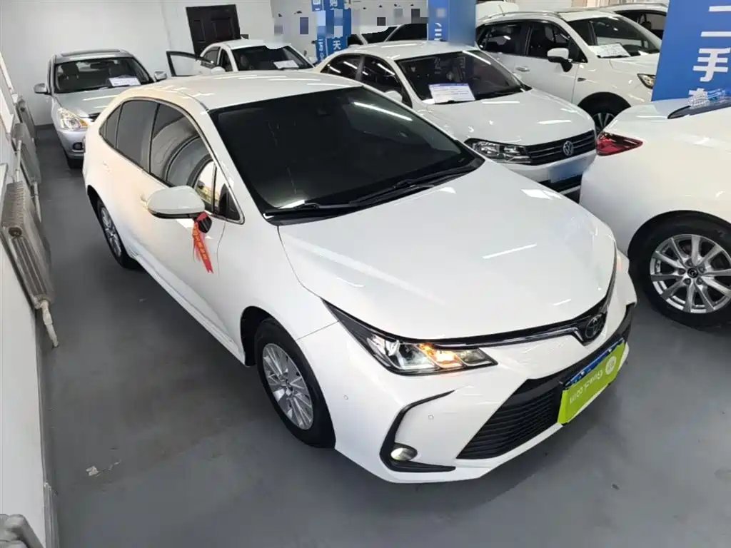 Toyota Corolla 2021 1.2T S-CVT Pioneer Edition фото 4