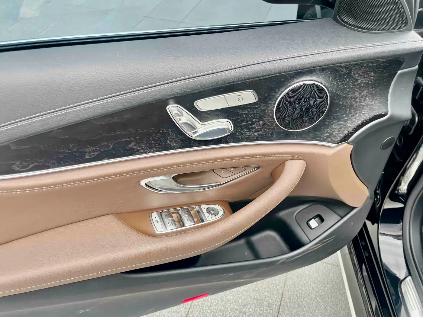 Mercedes-Benz E-Class 2018 Facelift E 200 L Sport фото 6