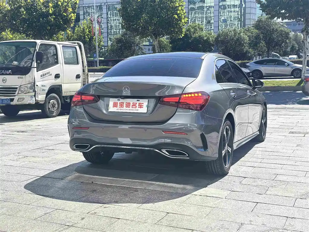 Mercedes-Benz A-Class 2025 2025 A 200 L Fashion Edition