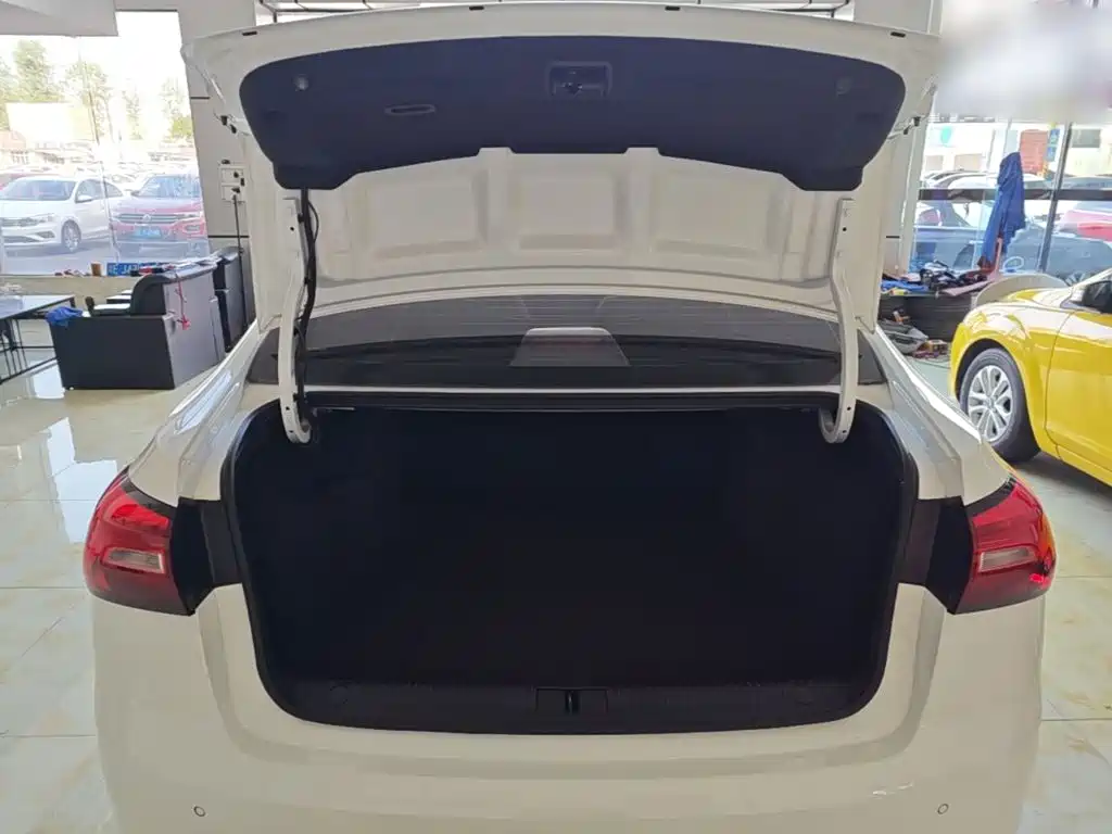 Roewe 360 2018 2018 PLUS 1.5L Automatic Exclusive Edition