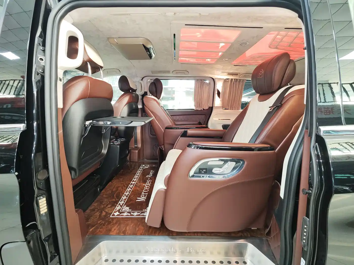 Mercedes-Benz Vito 2021 2.0T Business Edition 7-seater фото 9