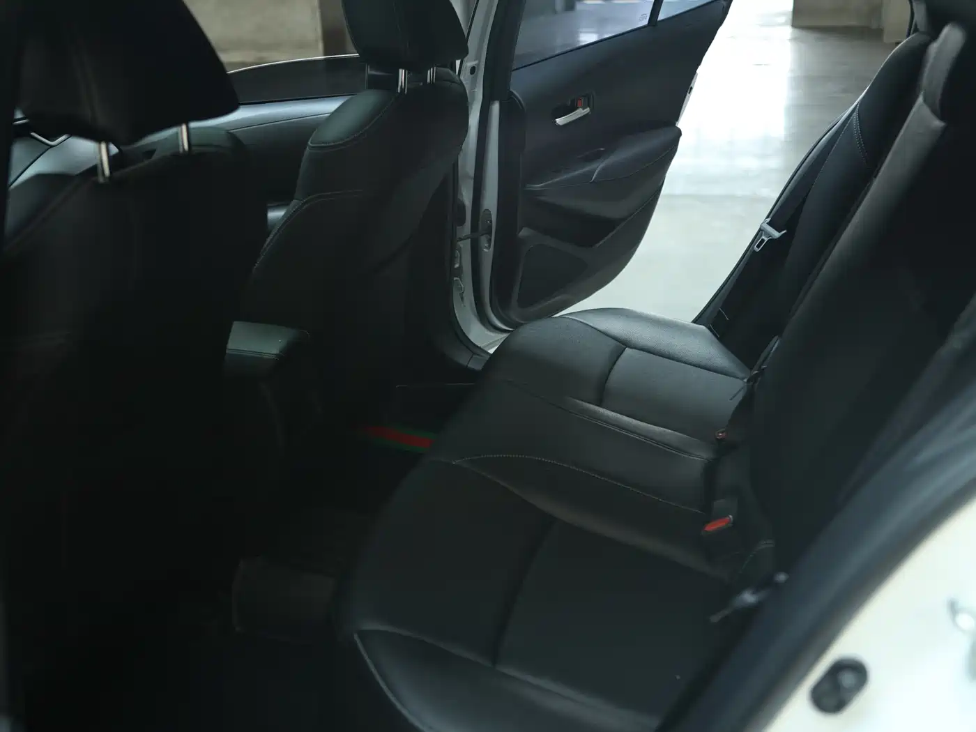 Toyota Corolla 2021 1.2T S-CVT Elite PLUS Edition фото 12