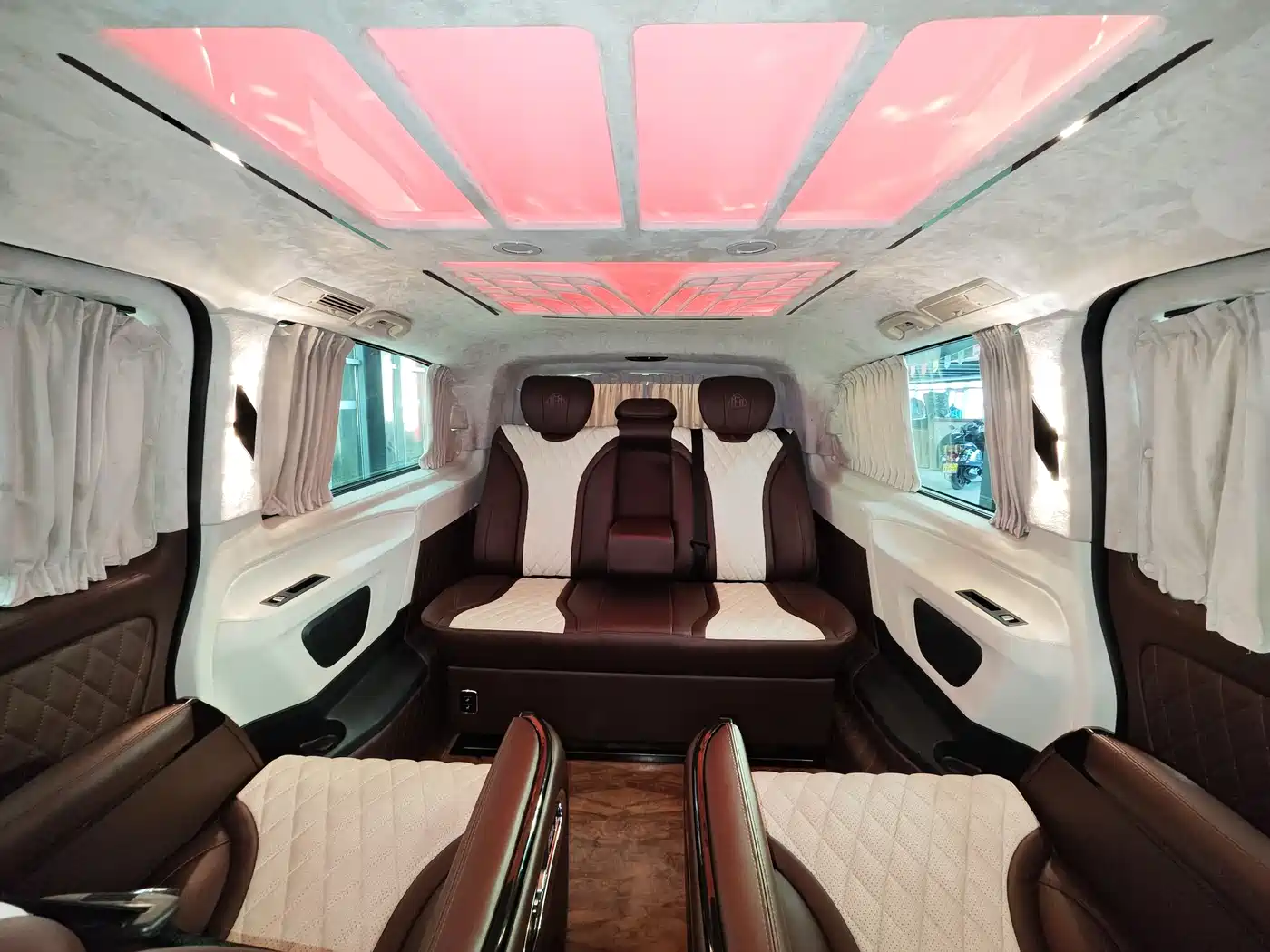 Mercedes-Benz Vito 2021 2.0T Business Edition 7-seater фото 11