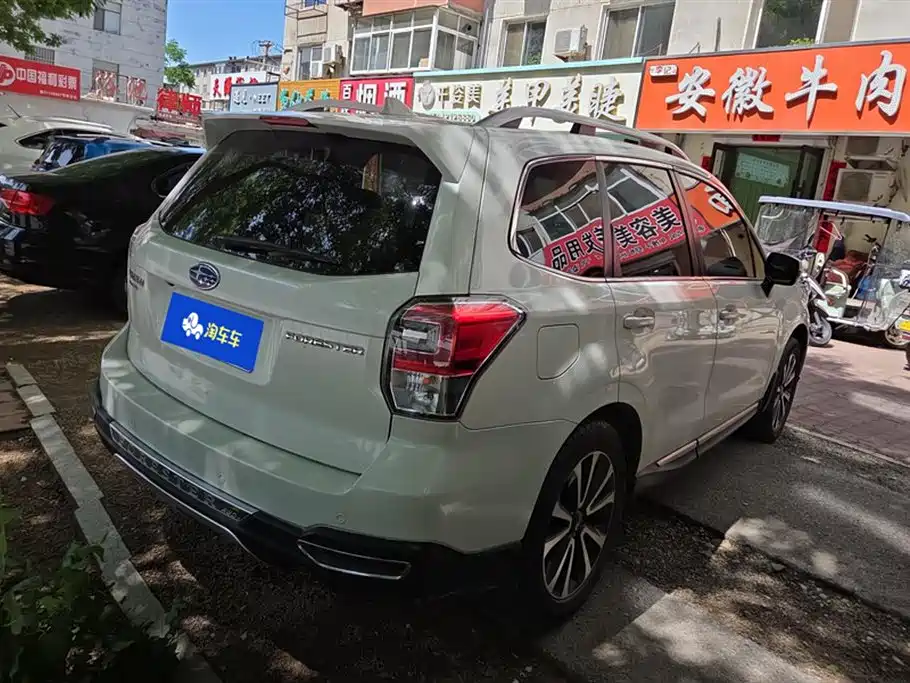 Subaru Forester 2016 2.0i Fashion Navigation Edition фото 3