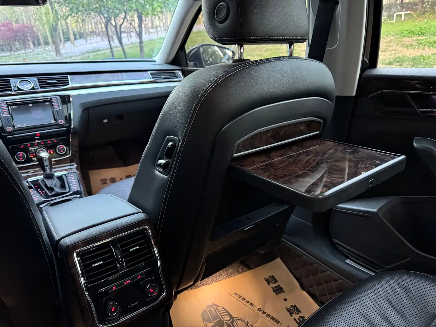 Volkswagen Passat 2016 380TSI DSG Premium Edition фото 9