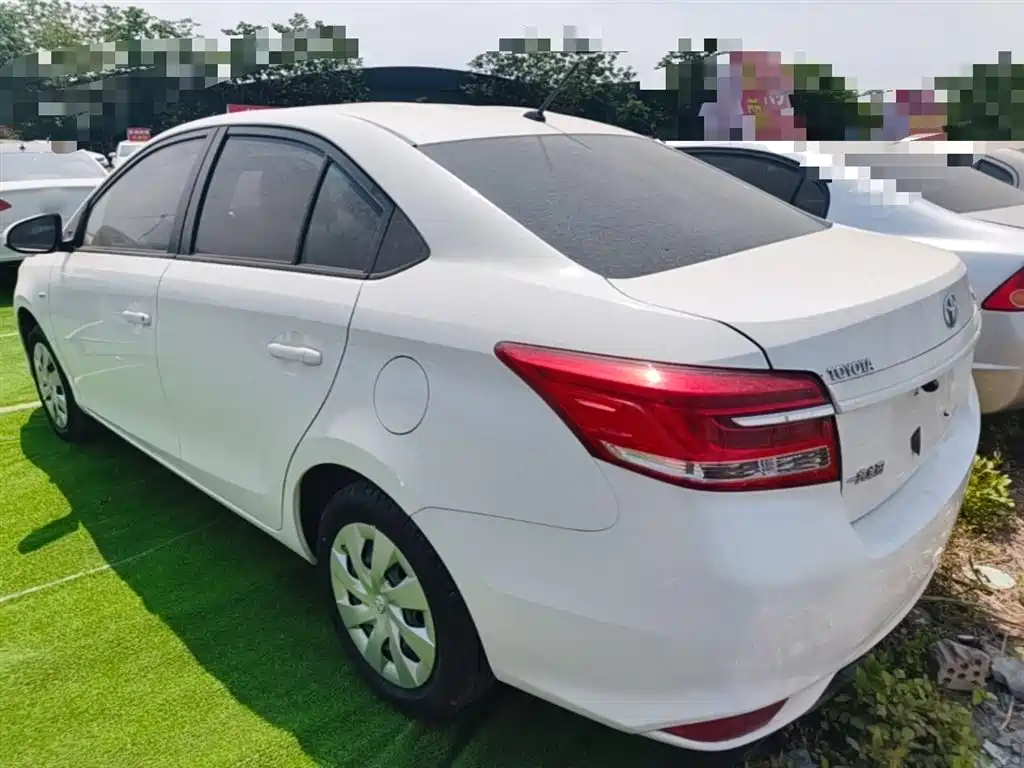 Toyota Vios 2017 1.5L CVT Pioneer фото 5