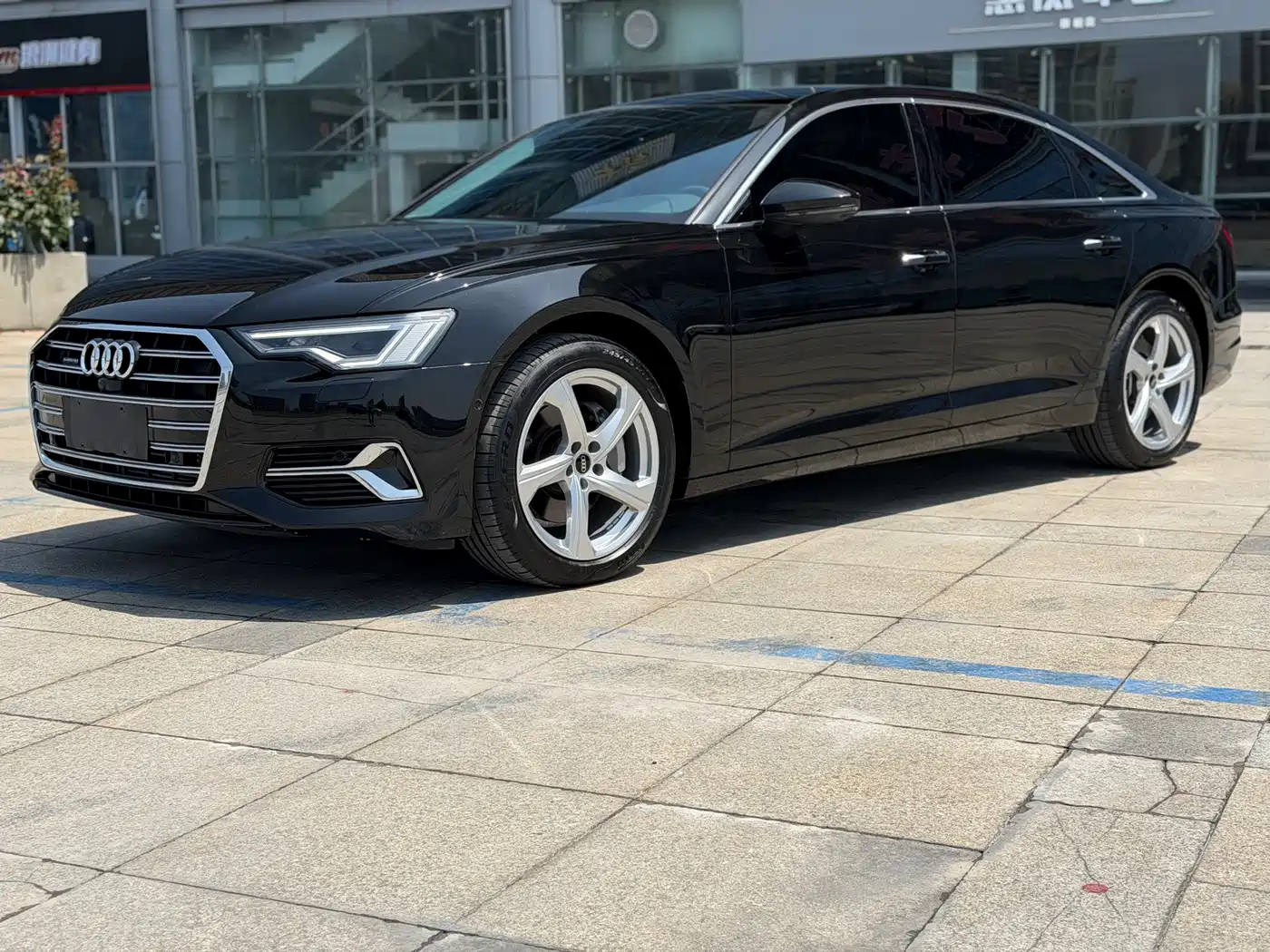 Audi A6L 2024 45 TFSI quattro Premium Elegance