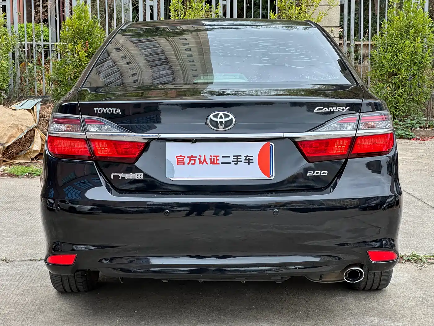 Toyota Camry 2016 2.0G 10th Anniversary Luxury Edition фото 8