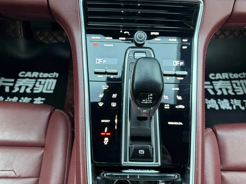 Porsche Panamera 2019 Panamera 2.9T фото 30