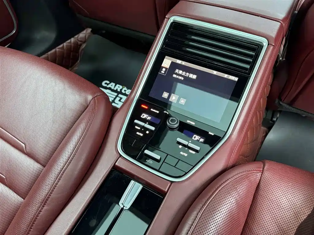 Porsche Panamera 2019 Panamera 2.9T фото 32
