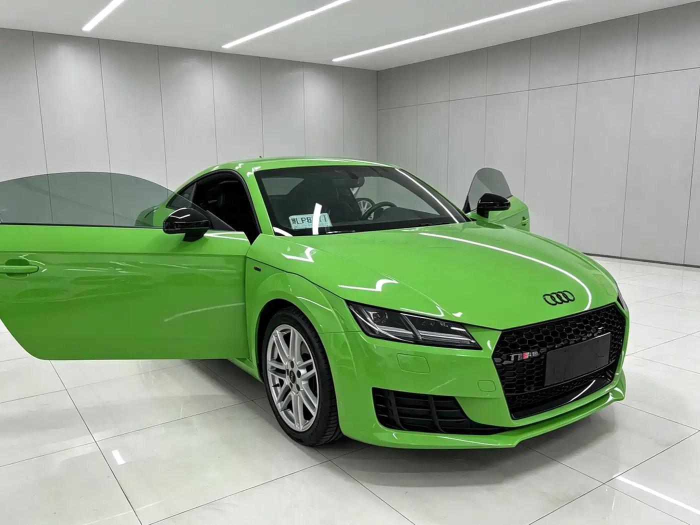 Audi TT 2015 TT Coupe 45 TFSI фото 2