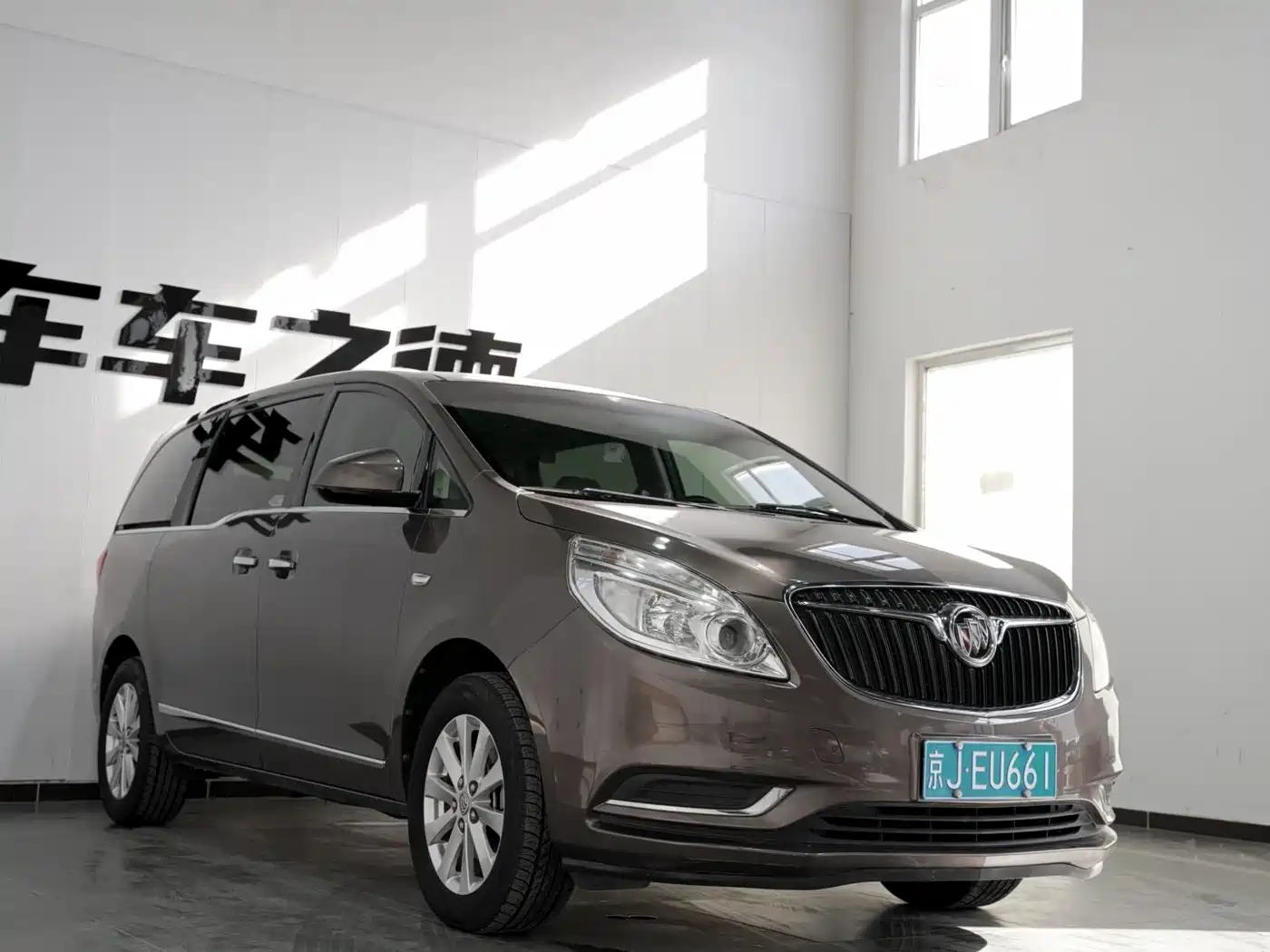 Buick GL8 2017 25S Premium Model China V фото 2