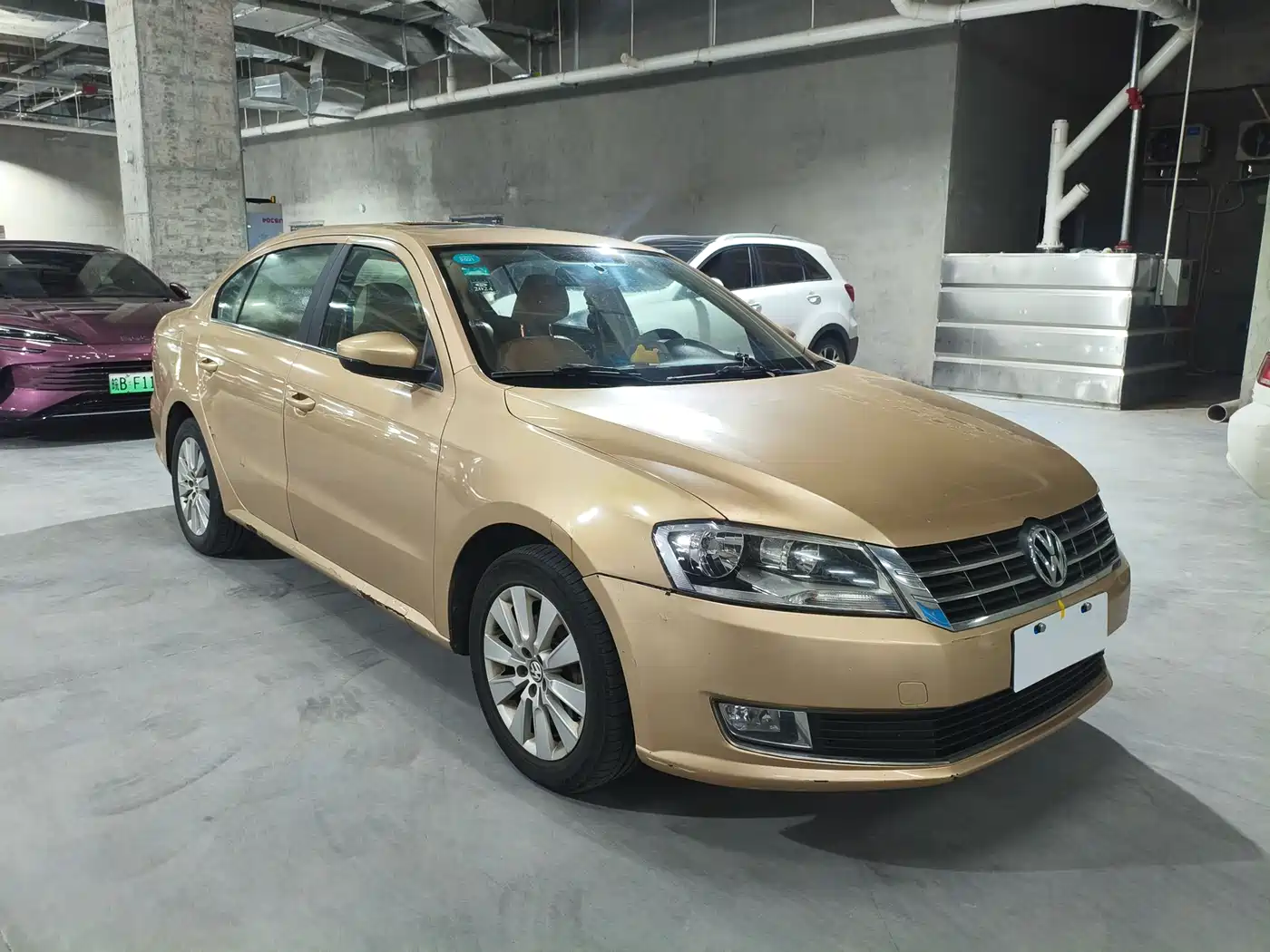 Volkswagen Lavida 2013 Facelift Classic 1.6L Automatic Comfort фото 3