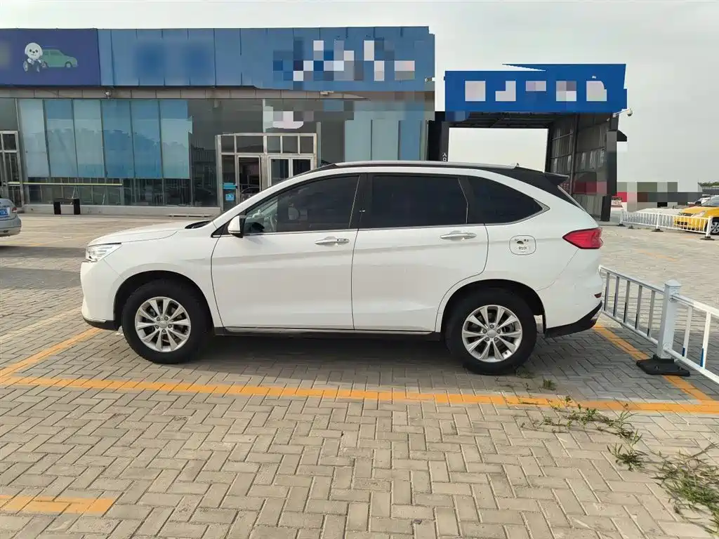 Haval M6 2021 PLUS 1.5T DCT Luxury Smart Connect фото 10