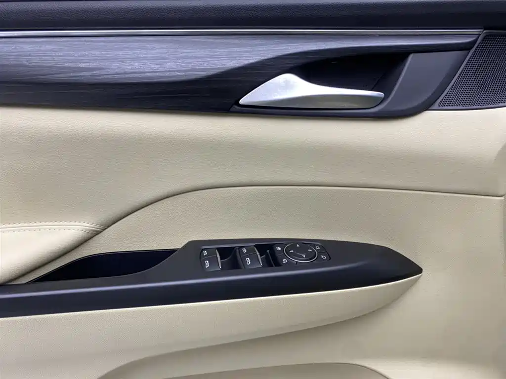 Buick GL8 2023 ES Landmaster Exclusive фото 27