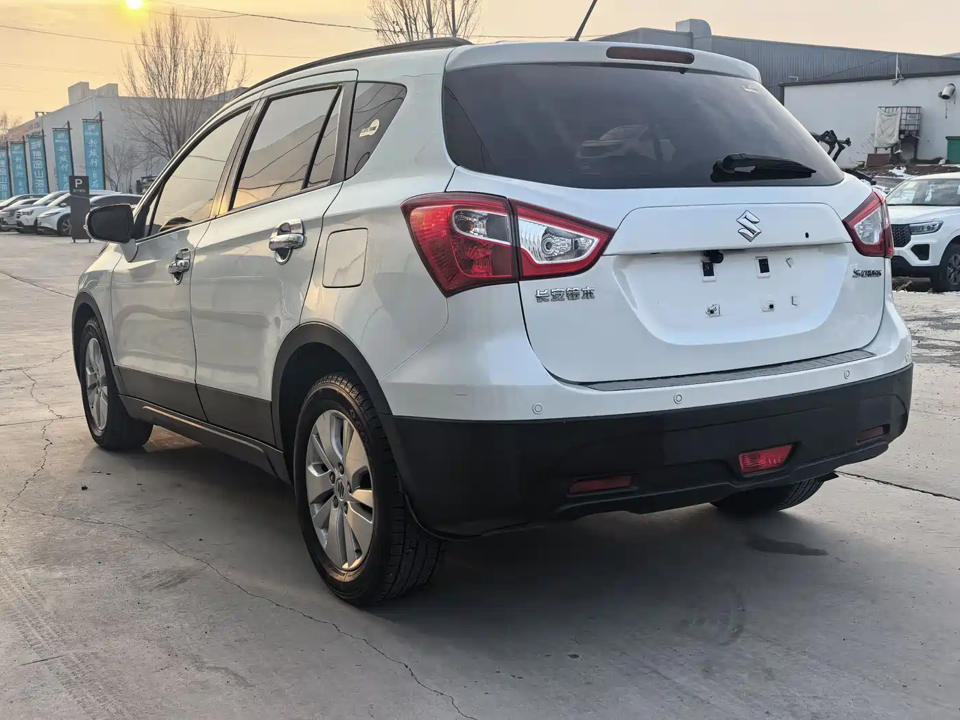 Suzuki SX4 S-Cross 2016 2015 1.6L CVT 2WD Progressive