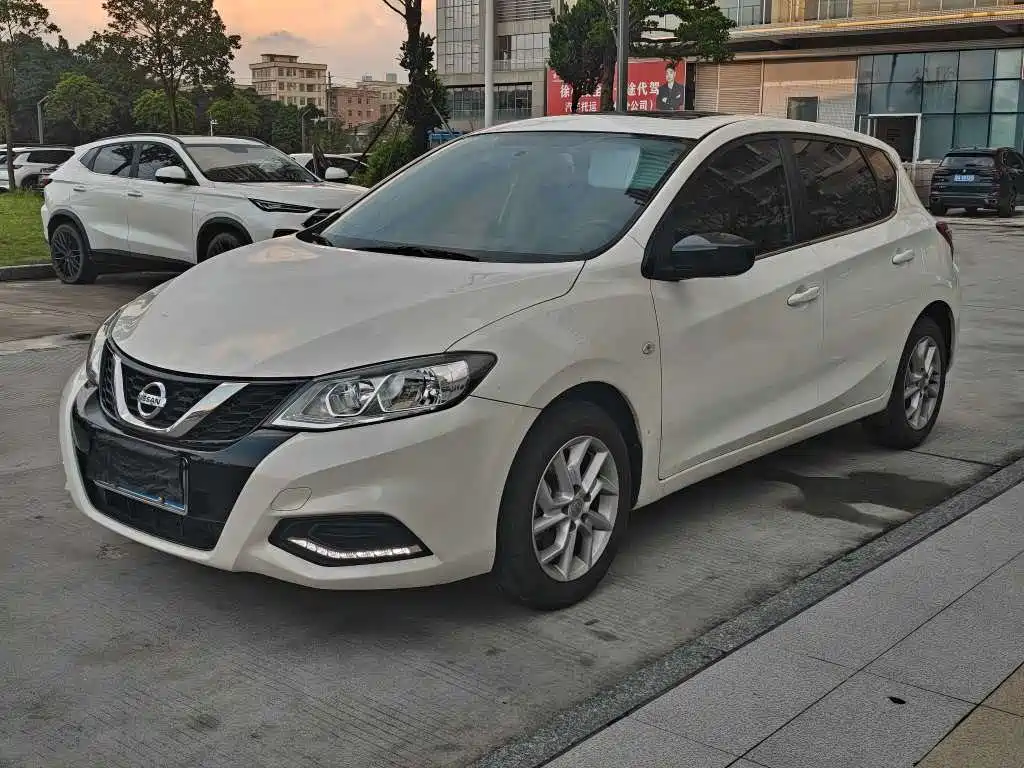 Nissan Tiida 2024 2024 1.6L CVT Cool Sport Edition
