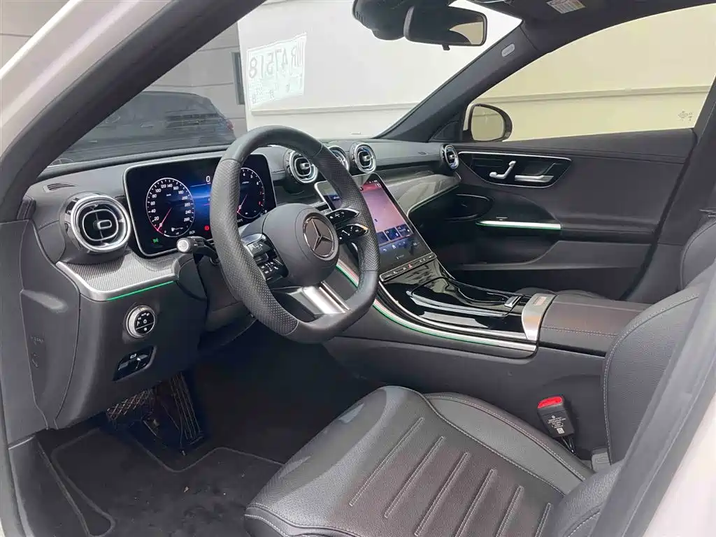 Mercedes-Benz C-Class 2024 C 260 L Sport фото 6