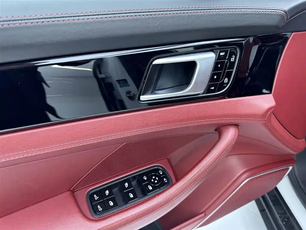 Porsche Panamera 2019 Panamera 2.9T фото 18