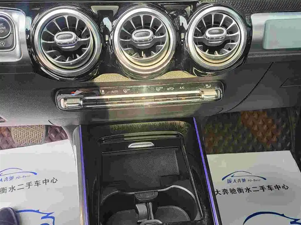 Mercedes-Benz GLB 2020 Facelift GLB 200 Style фото 10
