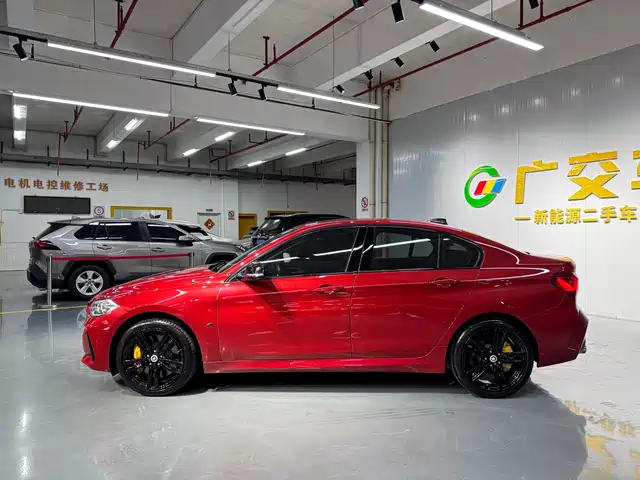 BMW 1 Series 2020 Model 125i Leading M Sport Package — фото 4