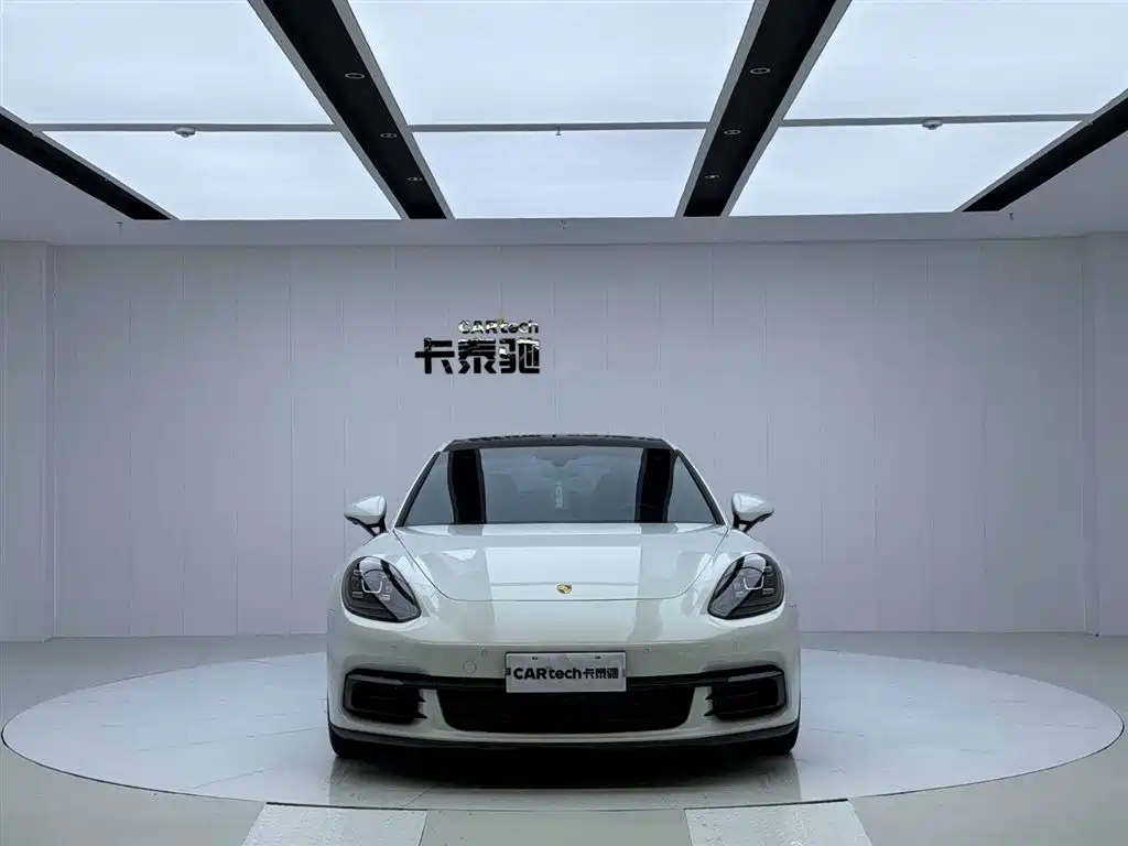 Porsche Panamera 2019 Panamera 2.9T фото 2