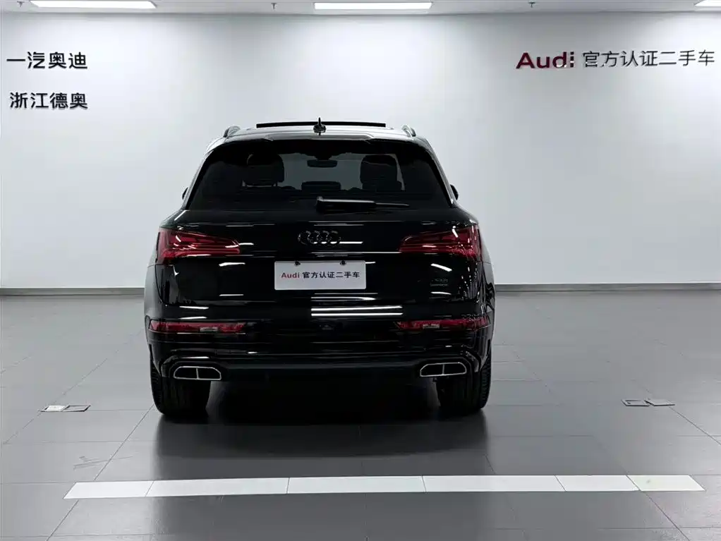 Audi Q5L 2024 Model 45 TFSI Luxury Dynamic фото 5