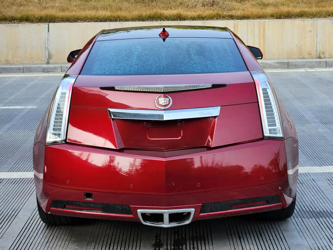 Cadillac CTS (Import) 2011 3.6 COUPE фото 6