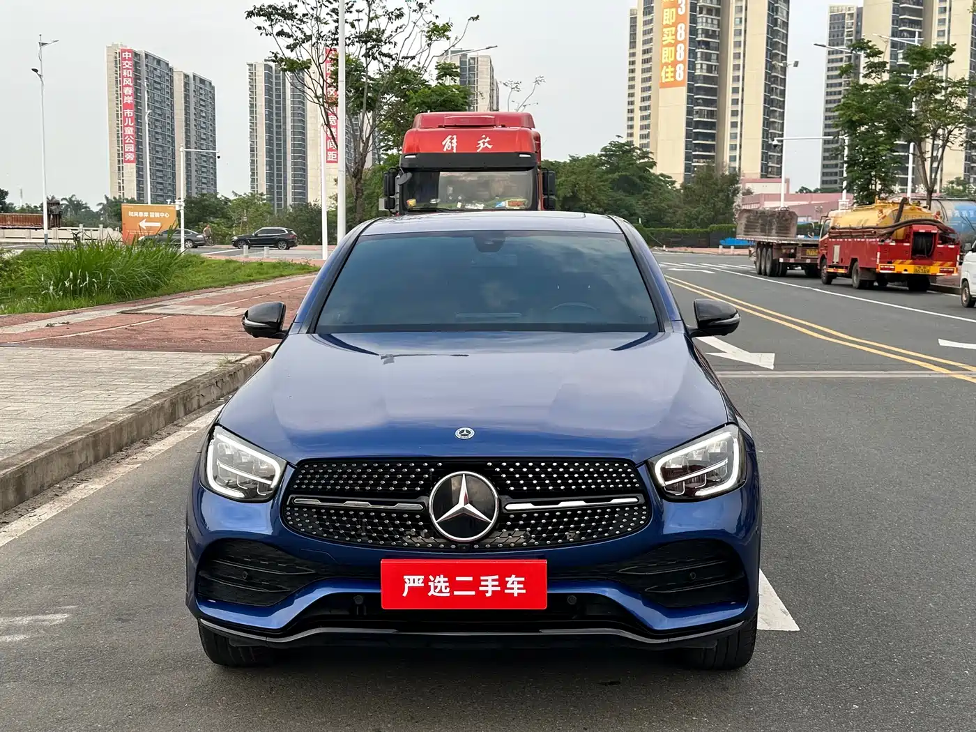 Mercedes-Benz GLC Coupe 2022 Facelift GLC 260 4MATIC Coupe SUV фото 2