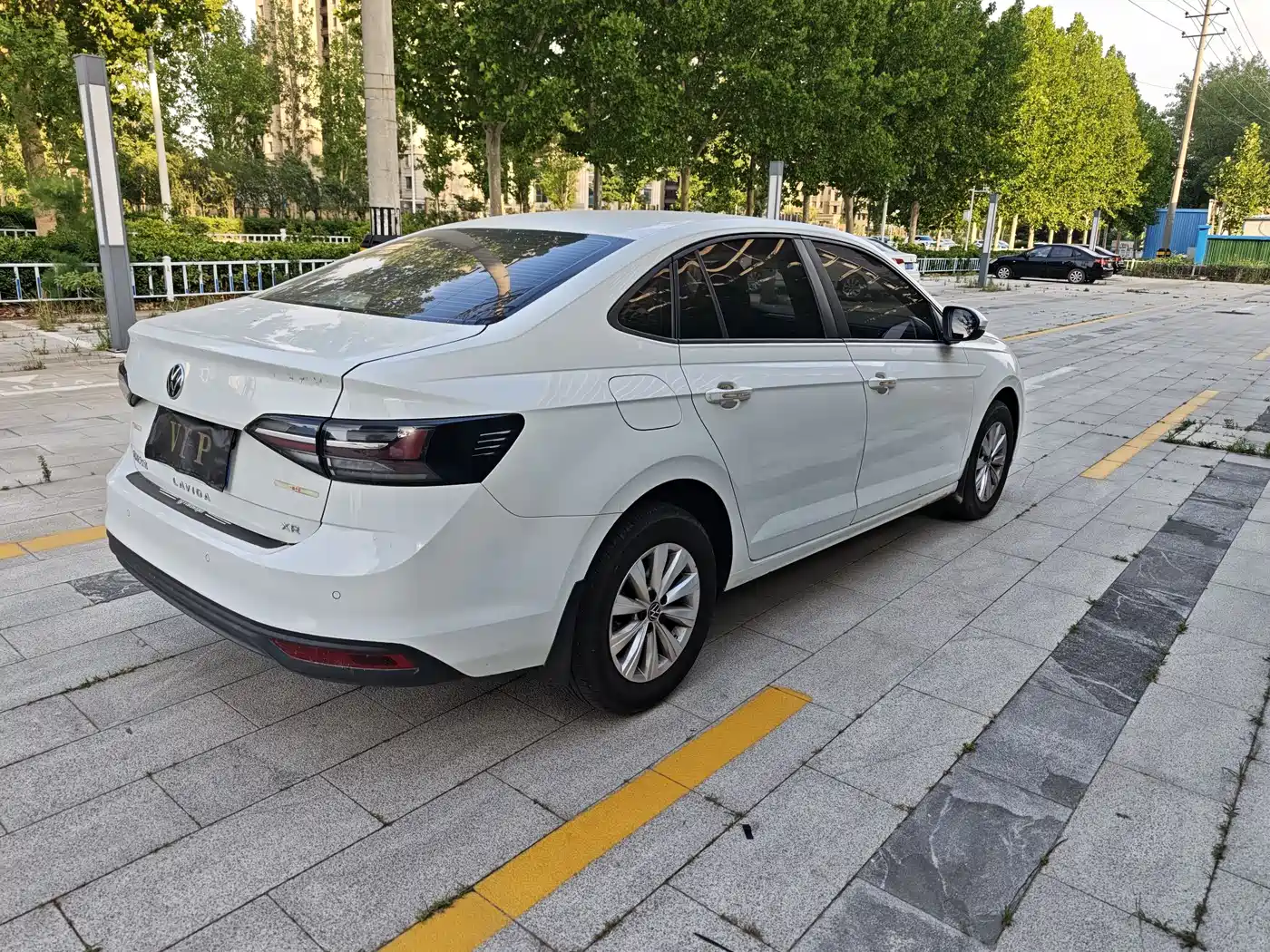 Volkswagen Lavida 2023 Xinrui 1.5L Auto Xinyi Edition фото 6