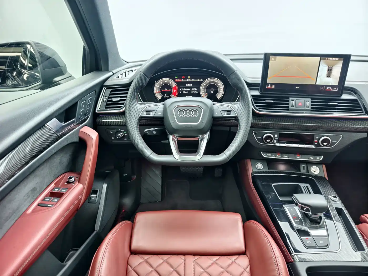 Audi Q5L Sportback 2022 40 TFSI Luxury фото 13