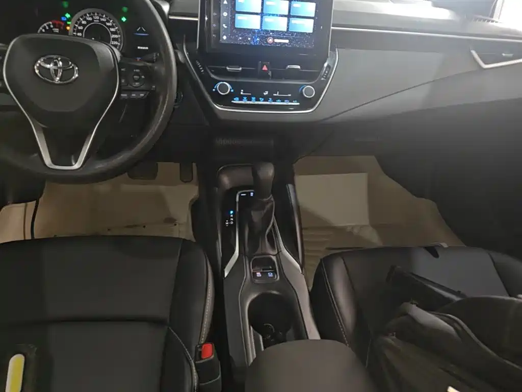 Toyota Levin 2022 185T CVT Luxury Edition фото 14